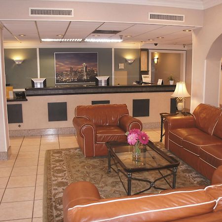 La Quinta Inn By Wyndham Lynnwood Extérieur photo