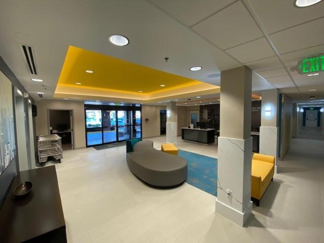 La Quinta Inn By Wyndham Lynnwood Extérieur photo