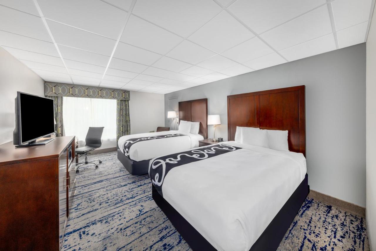 La Quinta Inn By Wyndham Lynnwood Extérieur photo