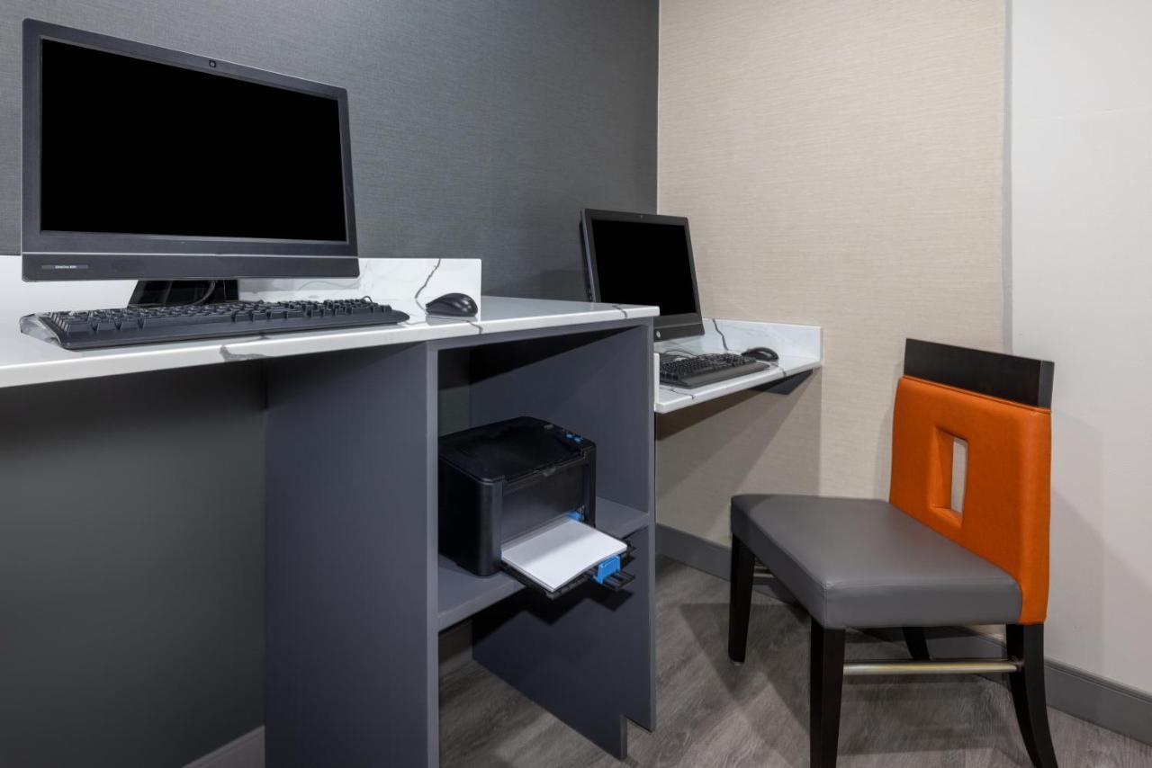 La Quinta Inn By Wyndham Lynnwood Extérieur photo