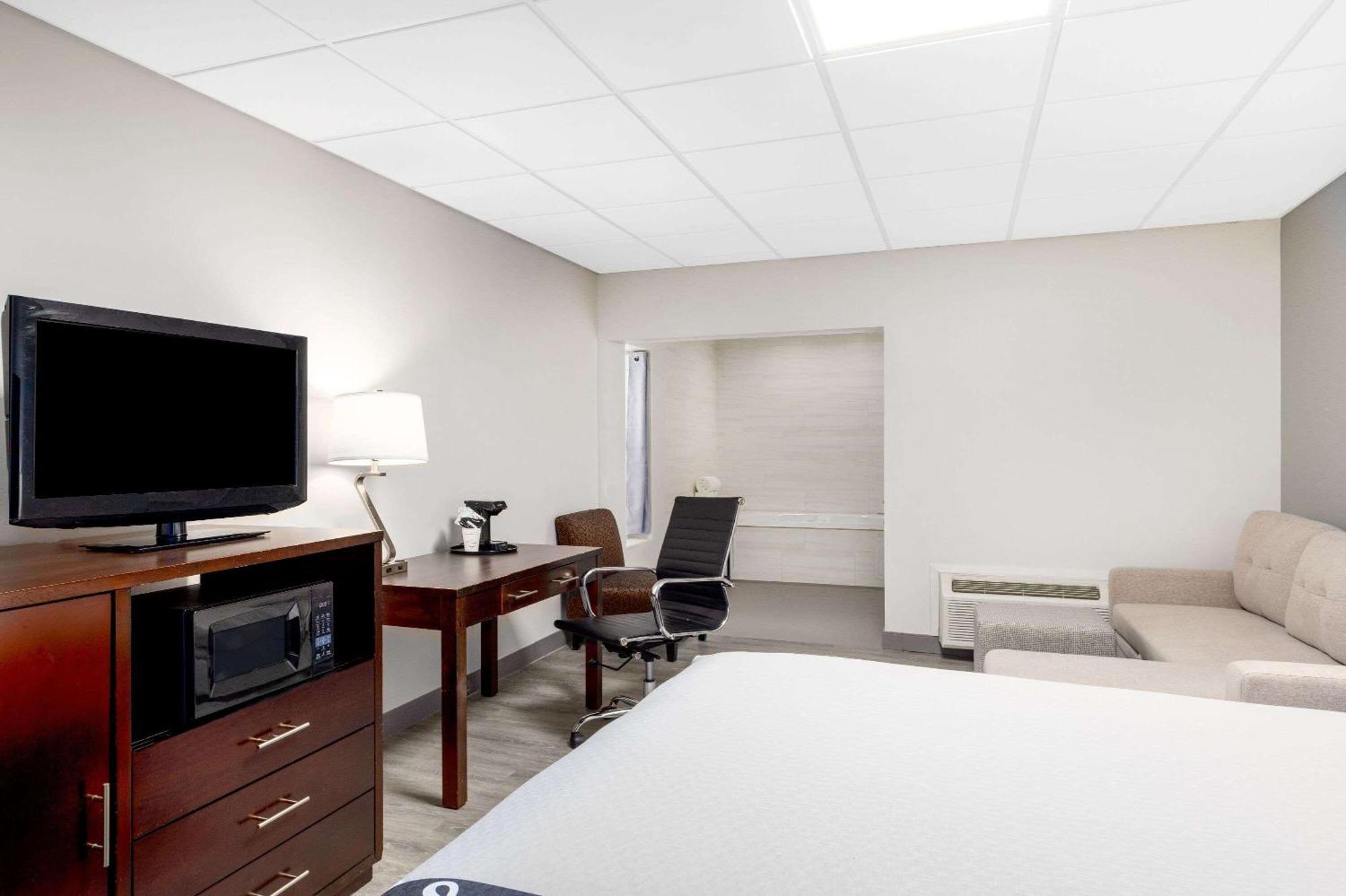 La Quinta Inn By Wyndham Lynnwood Extérieur photo